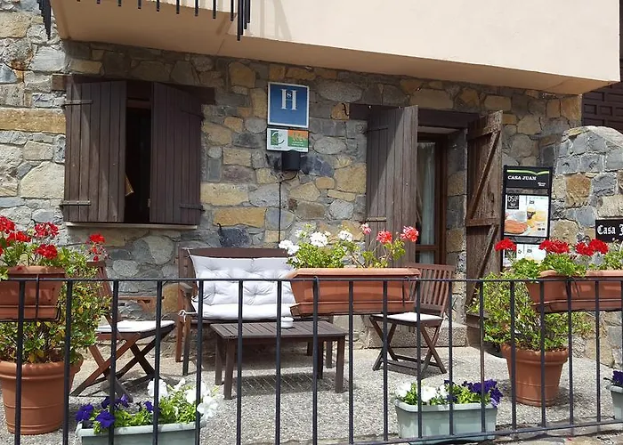 Casa Juan Πανσιόν 3*